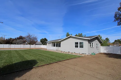 39670 Grand Ave Photo 1