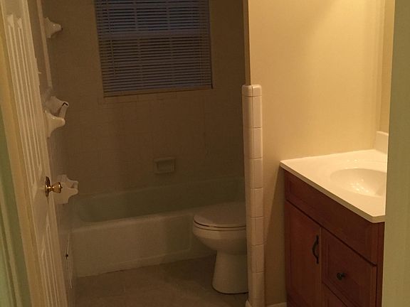 Upstairs bathroom