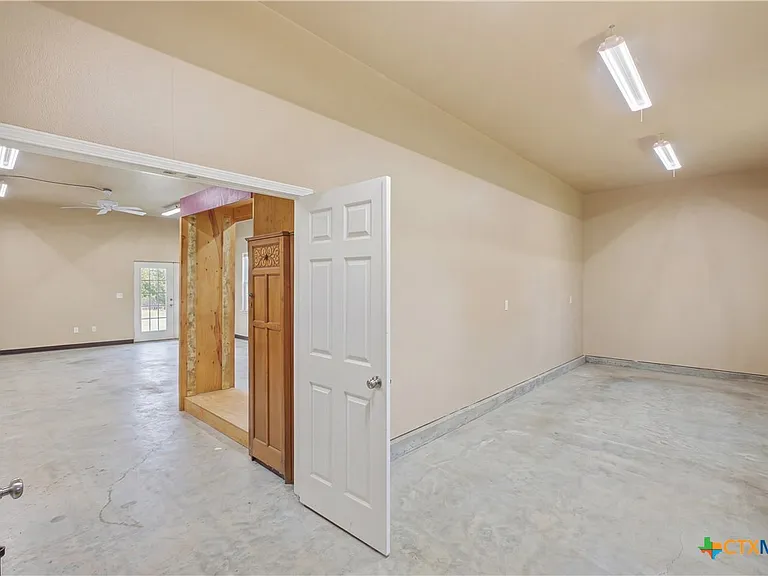 2228 Deer Run Rdg — Photo 41