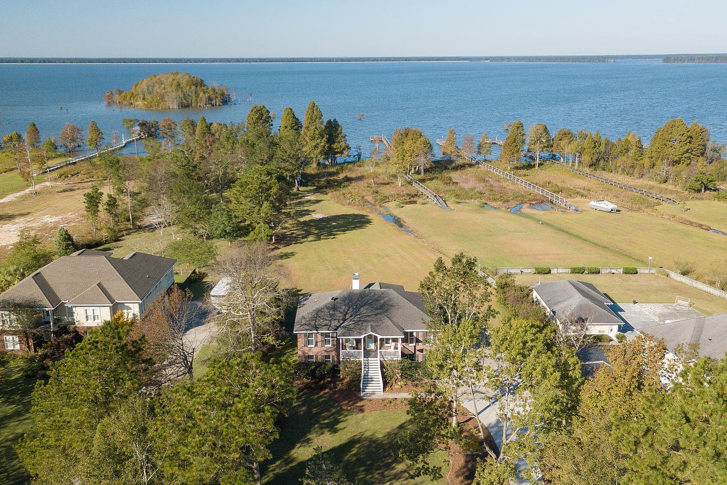 2046 W Lake Shore Dr, Pinopolis, SC 29469 Zillow