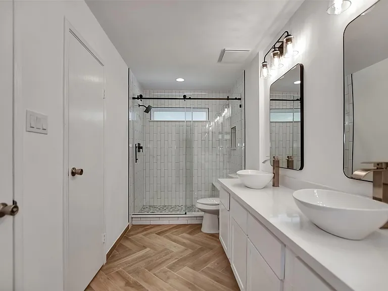 7 Bitterwood Ct — Photo 27