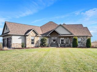 3376 Prairie Rose Ln, Waterloo, IL 62298