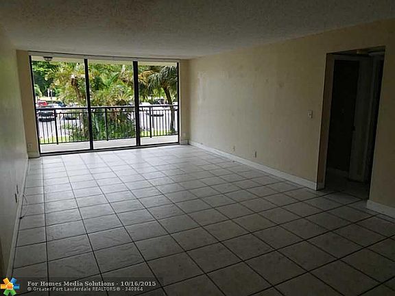 4th image of 3031 N Ocean Blvd APT 204
