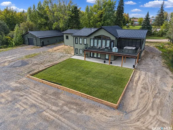 1515 Bay Avenue, La Ronge, SK S0J 1L0