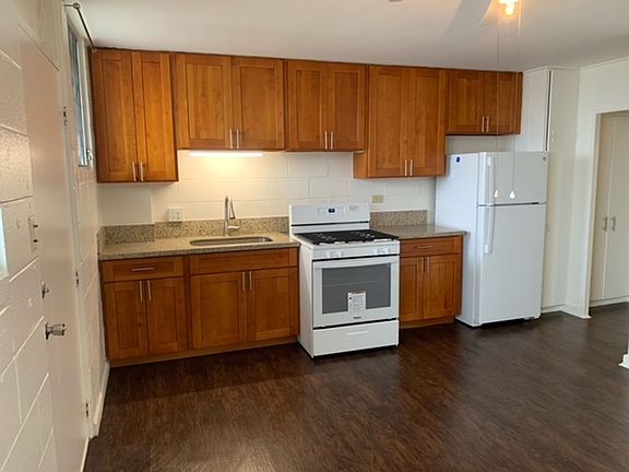 3rd image of 1433 Pensacola St APT 4