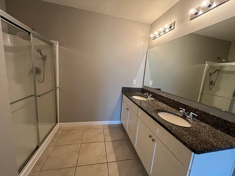 5106 Fiddlewood Way — Photo 17