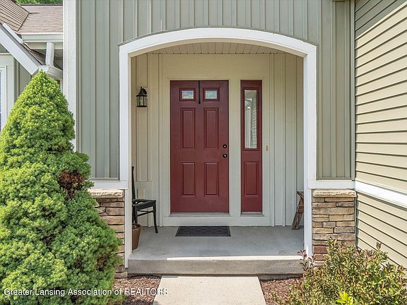3rd image of 5217 Anacostia Dr