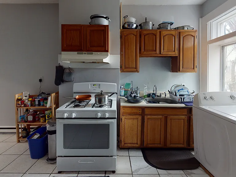 11 Forbes St — Photo 1