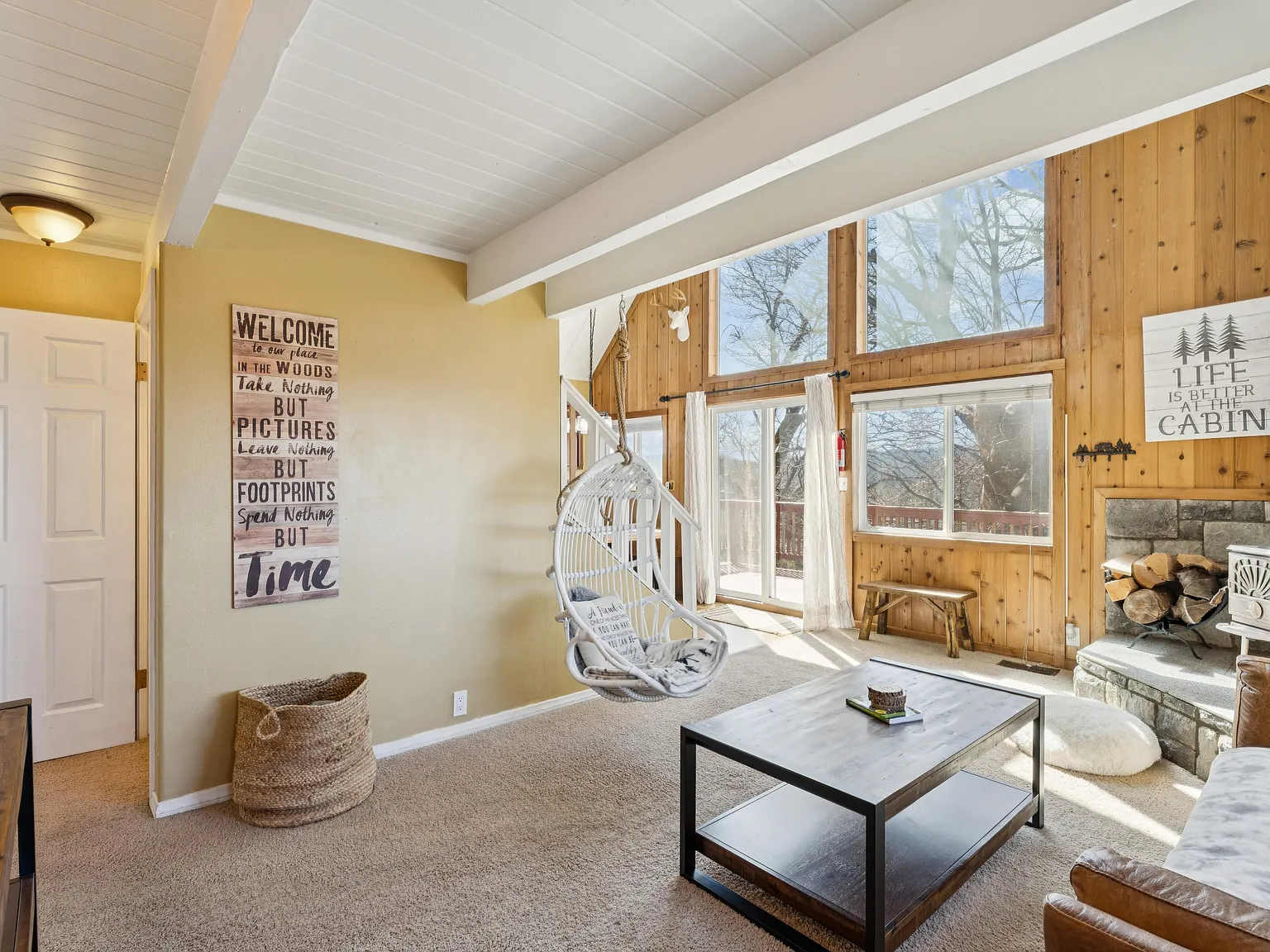 3 bed, 1396 sqft, $2,600 — Photo 4