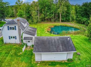 1269 Rochester Rd, Leonard, MI 48367