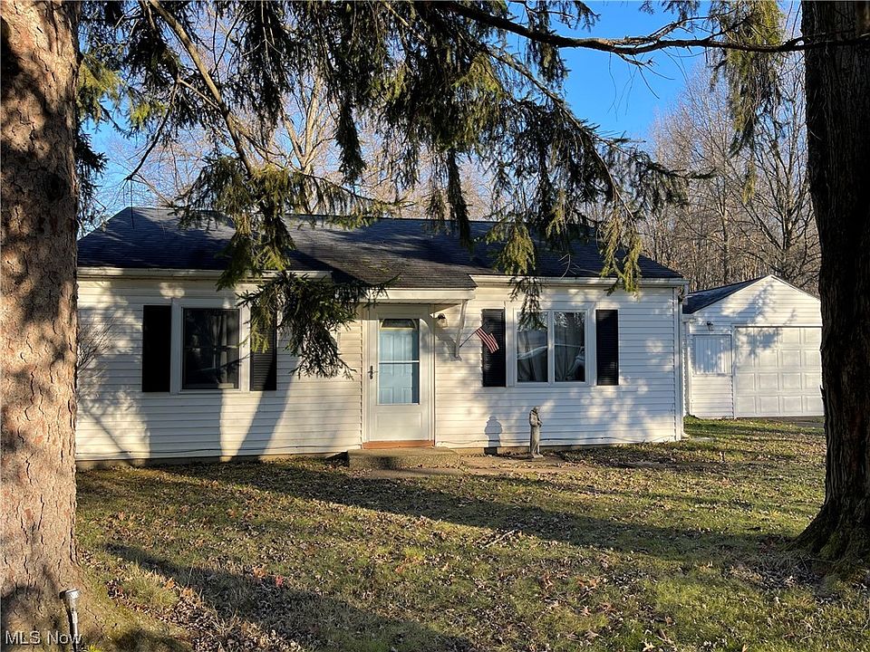1st image of 249 Miller Ct