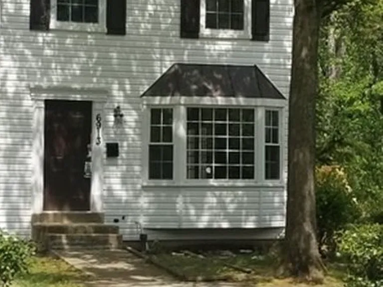 6913 Woodstream Ln — Photo 1