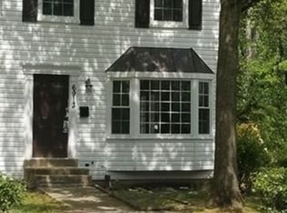 6913 Woodstream Ln, Lanham, MD 20706