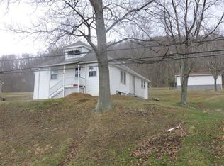 335 Washington Lands Rd, Moundsville, WV 26041