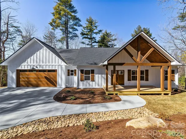 177 Shadow Run Rd, Hendersonville, NC 28792