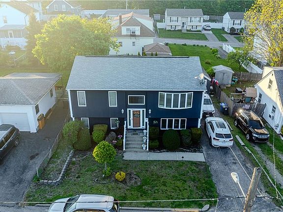 5th image of 25 Doane St