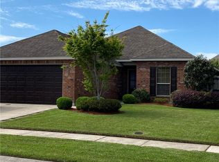 2616 Pelican Bay Blvd, Marrero, LA 70072