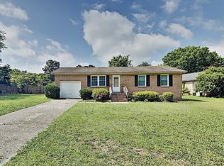 305 Cinnamon Ln, Lexington, SC 29073