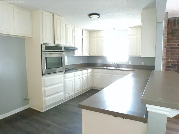 4507 Menzer Rd, Fort Worth, TX 76103