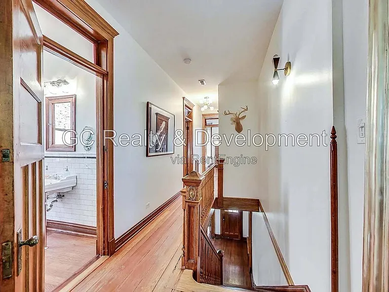 4936 S Saint Lawrence Ave — Photo 17