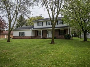 4780 County Road R, Oshkosh, WI 54902