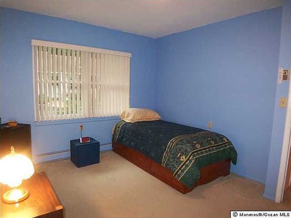 5th image of 156C Gramercy Ct