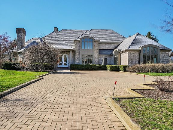 2nd image of 140 Braymore Ct