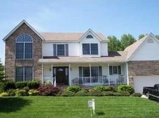 44 Meadowbrook Cir, Hurricane, WV 25526