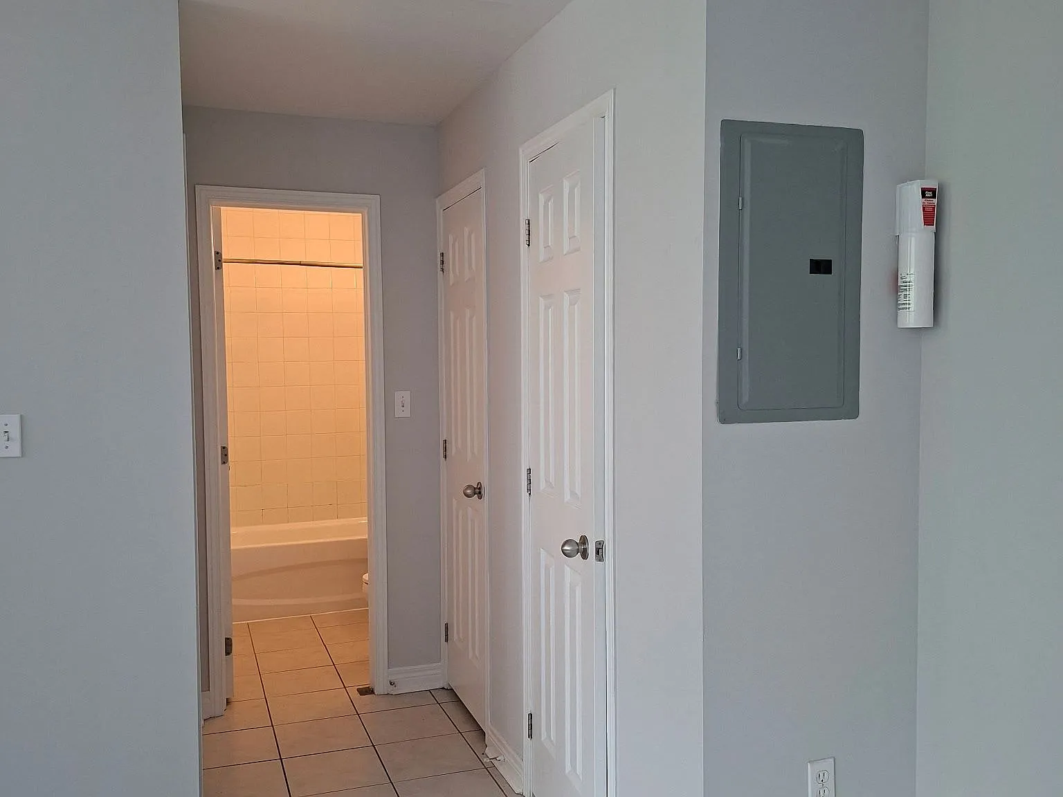 Studio, $1,699 — Photo 4