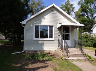 2620 Welsby Ave, Stevens Point, WI 54481