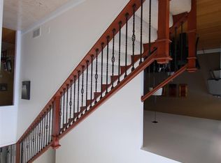 2007 W Geneva Rd, Peoria, IL 61615