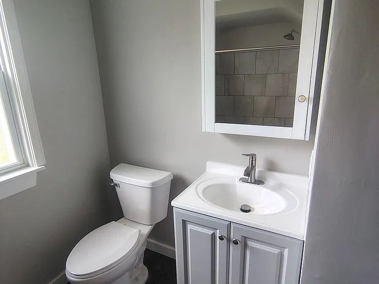 1331 Taft St — Photo 7