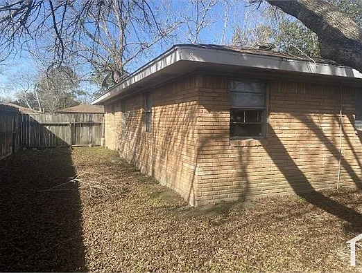 4 bed, 1200 sqft, $1,750 — Photo 4