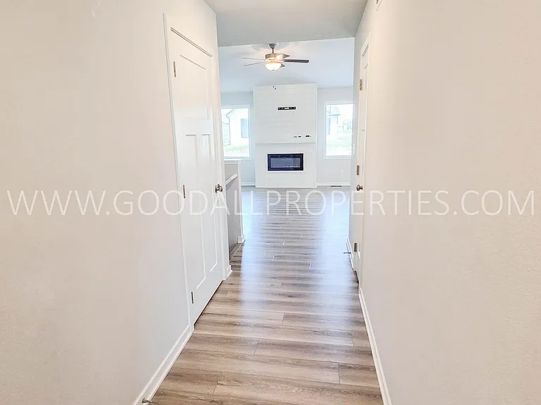 18203 Alpine Dr — Photo 5