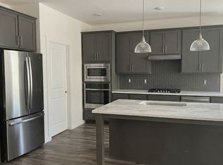 3337 Parmenter St, Columbia, TN 38401