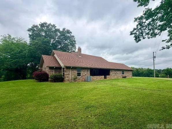 1374 Highway 317, Lockesburg, AR 71846