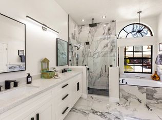 439 Coventry Rd, Davenport, FL 33897