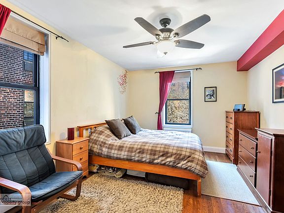 5th image of 70 Park Ter E APT 4H