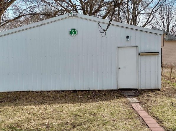 140 Iowa St, Akron, IA 51001