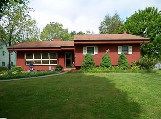 1595 Mount Torrey Rd, Lyndhurst, VA 22952