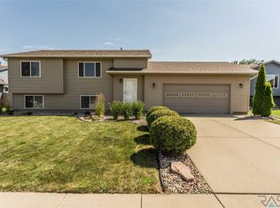 7905 W 44th St, Sioux Falls, SD 57106