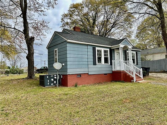 3rd image of 181 Sumter St