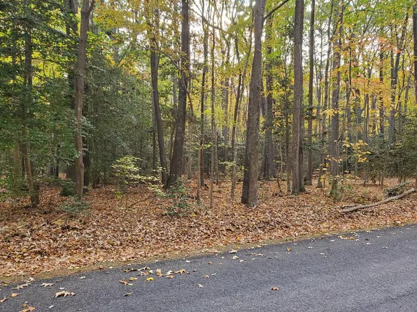 31 & 32 Cod Creek Dr, Heathsville, VA 22473