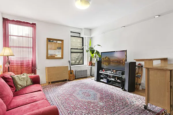 Rented by Citi Habitats | media 5