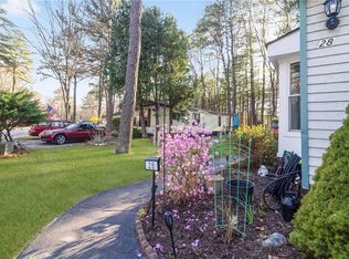 28 Leisure Way, Coventry, RI 02816