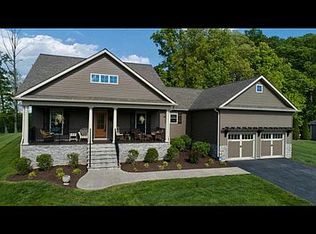 572 Megan Ln, Glasgow, KY 42141