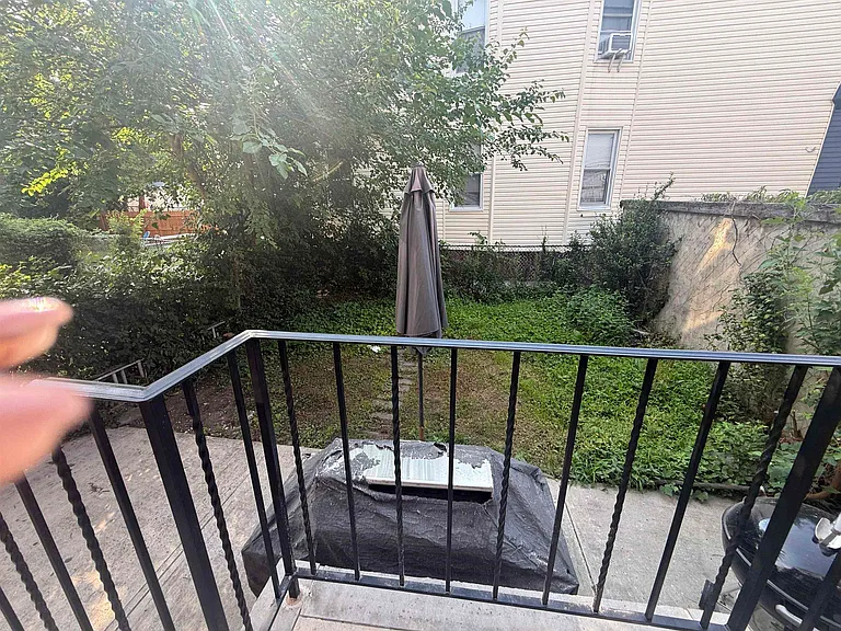 631A Garfield Ave #1 — Photo 13