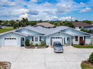 1420/1422 SE 8th Ave, Cape Coral, FL 33990