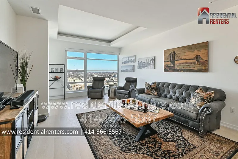 1141 N Martin L King Jr Dr #2806