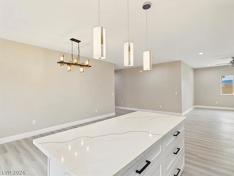 1740 S Jerome Ln — Photo 25